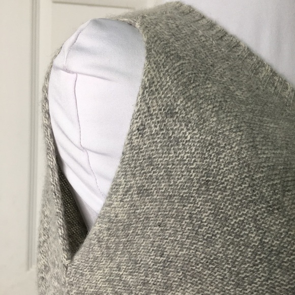 Tess Giberson Gray Cold Shoulder Sweater Top Size Small 100% Cashmere - Picture 7 of 15